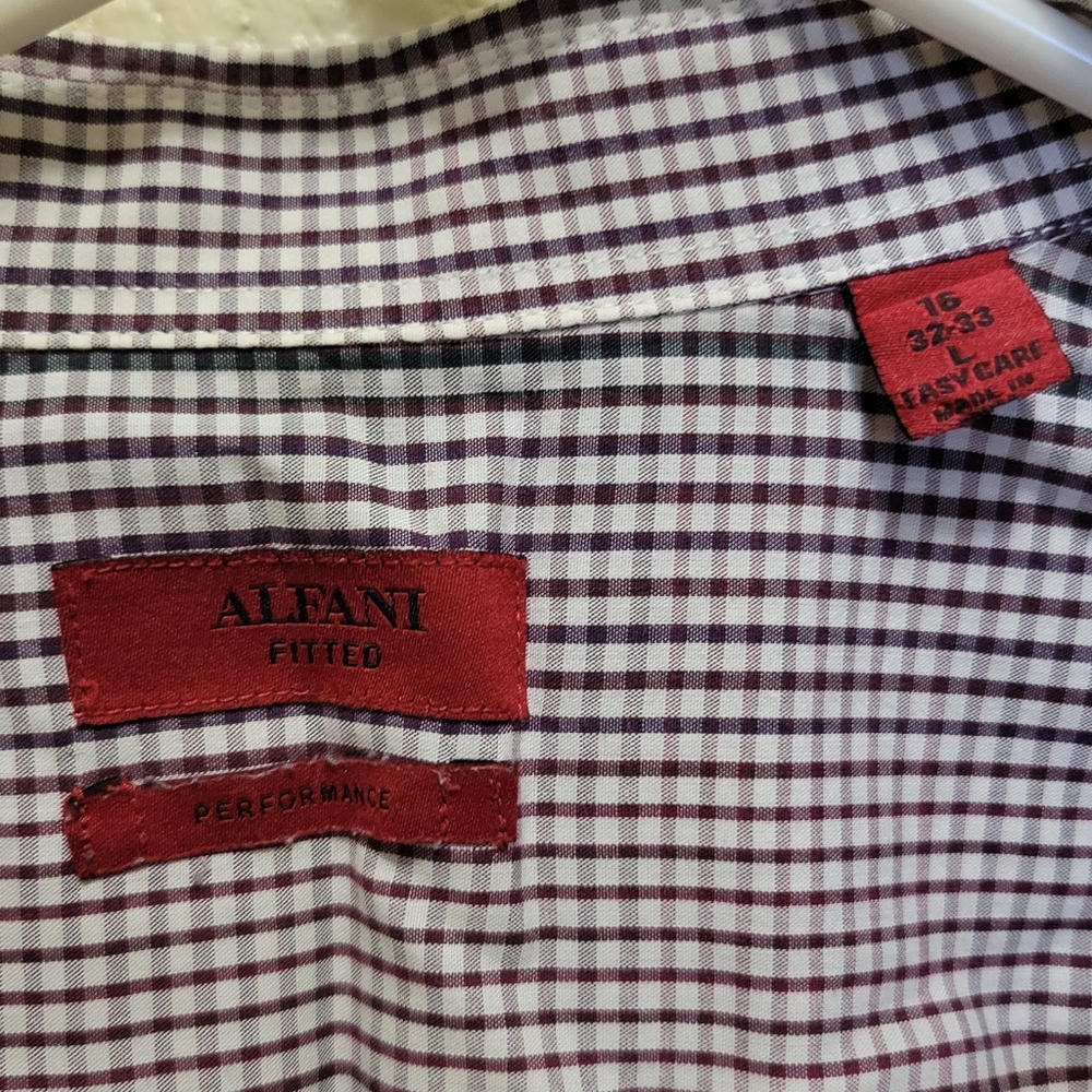 Alfani Men's Fitted Performance Collared Easy Care Buttonup Dress Shirt size L - Picture 2 of 6